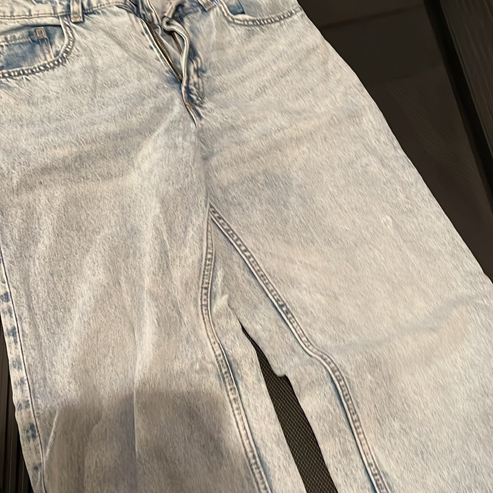 Pants - Picture 4 of 5